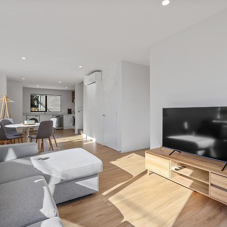 Discover A Brand New Apartment In Vibrant Chch Christchurch Exterior photo