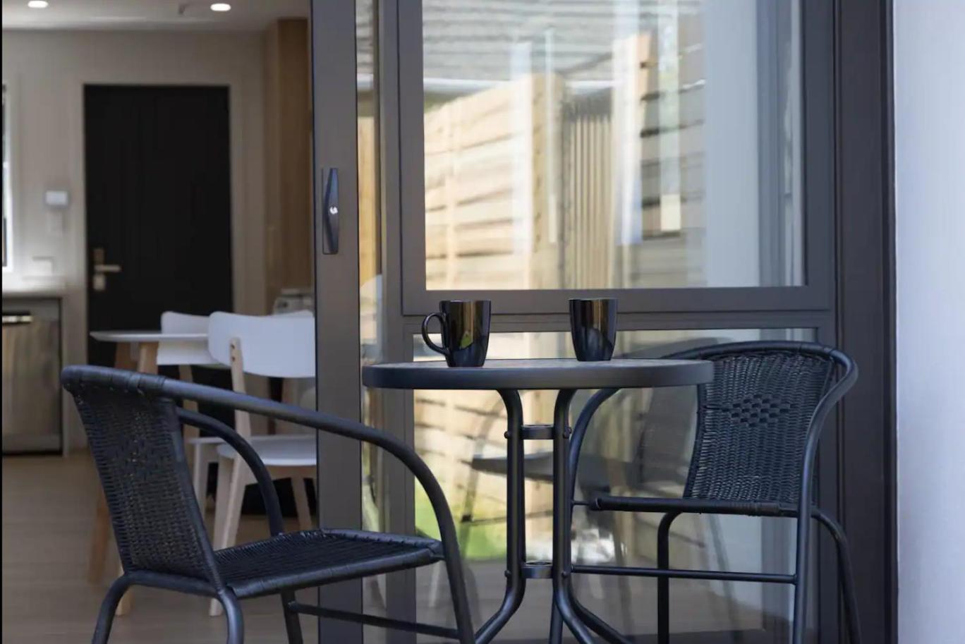 Discover A Brand New Apartment In Vibrant Chch Christchurch Exterior photo